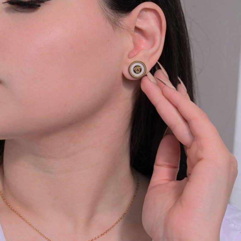 طقم قطعه فيرزاتشي ابيض