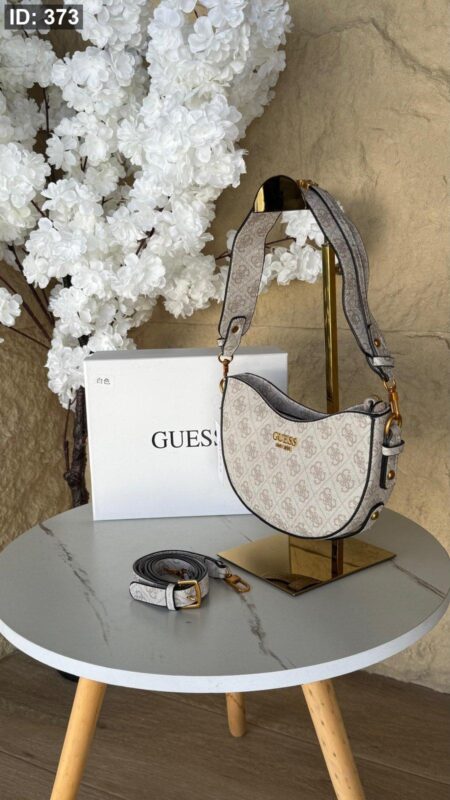 شنطة جيس / guess - Round bag ماستر كواليتي شامل علبة