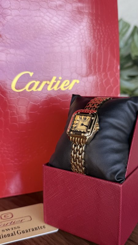 ساعة كارتيير ماستر كواليتي شامل علبة