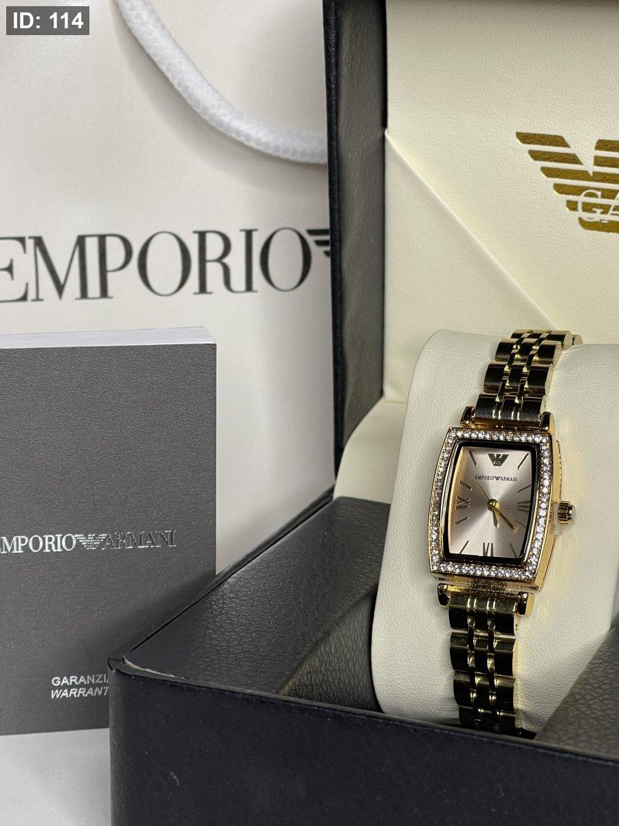 ساعه ارماني شامل علبه وكيس