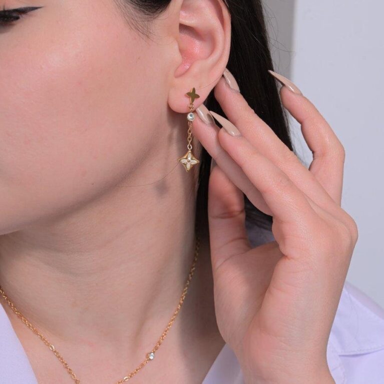 طقم حلق مع سنسال ابيض