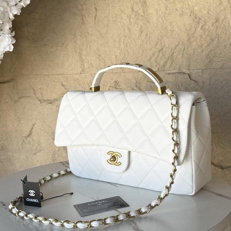 شنطة كلاسيك classic جلد ناعم ماستر