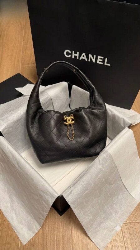 شنطة Maxi Hobo Black