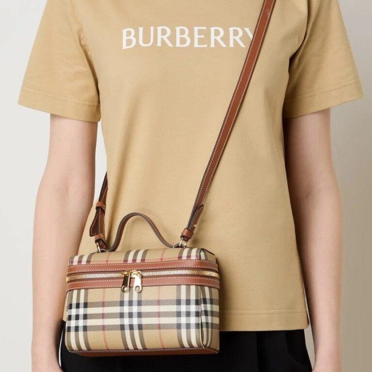 شنطة Mini Check Vanity Bag